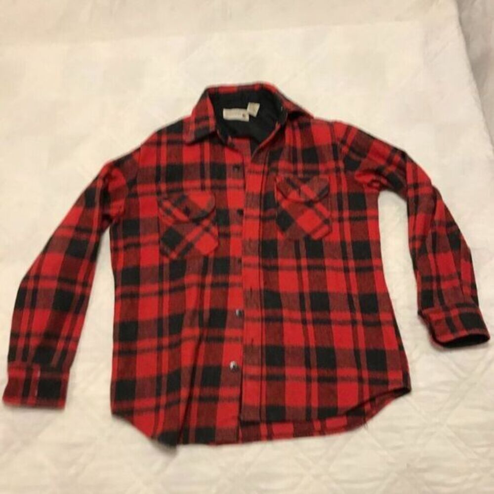 outreach red and black‎ plaid flannel shirt jacket medium